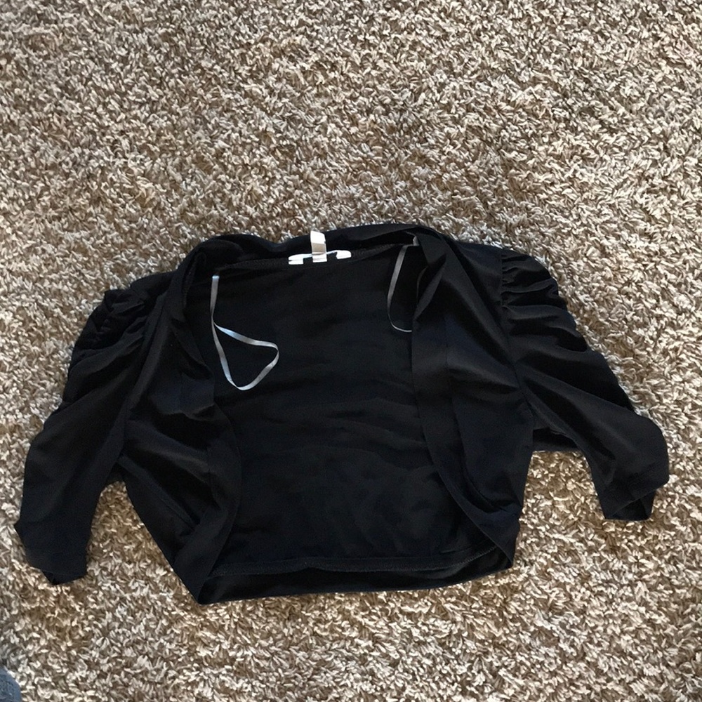 Black rucched shrug!